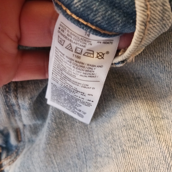 Old Navy Women Blue Jeans Boyfriend Mid-Rise Pants Distress Size 14 - Picture 6 of 8